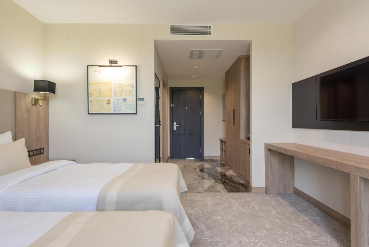 Ramada Plaza By Wyndham Batman Ξενοδοχείο Εξωτερικό φωτογραφία