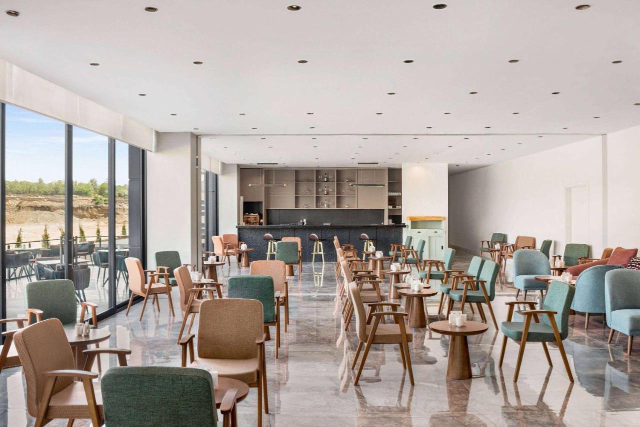 Ramada Plaza By Wyndham Batman Ξενοδοχείο Εξωτερικό φωτογραφία