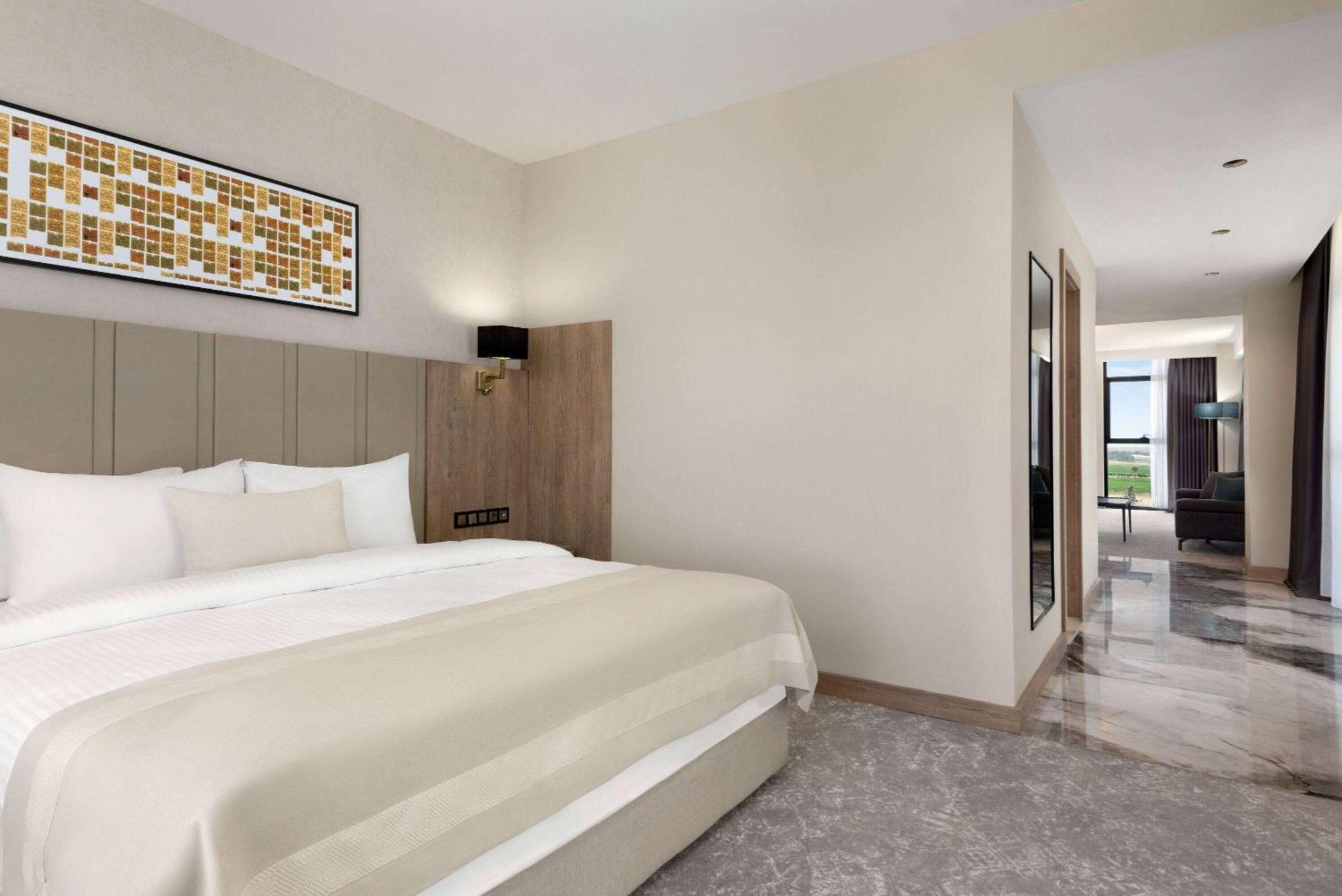 Ramada Plaza By Wyndham Batman Ξενοδοχείο Εξωτερικό φωτογραφία